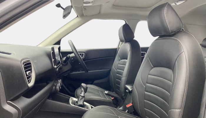 2021 Hyundai VENUE SX 1.0 TURBO, Petrol, Manual, 23,791 km, Right Side Front Door Cabin
