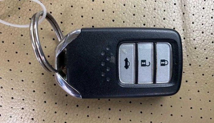 2019 Honda City 1.5L I-VTEC ZX, Petrol, Manual, 54,356 km, Key Close Up