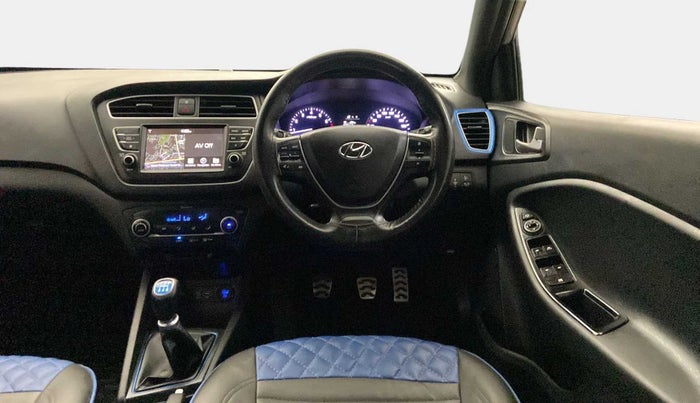 2018 Hyundai i20 Active 1.2 SX, Petrol, Manual, 37,330 km, Steering Wheel Close Up