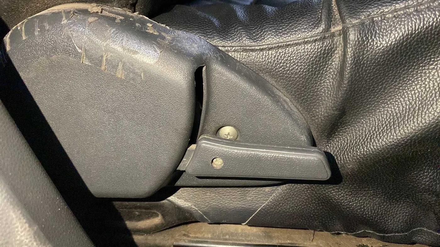 2016 Maruti Alto 800 LXI, Petrol, Manual, 91,270 km, Driver Side Adjustment Panel