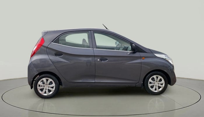 2017 Hyundai Eon MAGNA +, Petrol, Manual, 89,454 km, Right Side