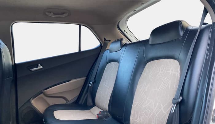 2019 Hyundai Grand i10 SPORTZ 1.2 KAPPA VTVT, Petrol, Manual, 16,924 km, Right Side Rear Door Cabin