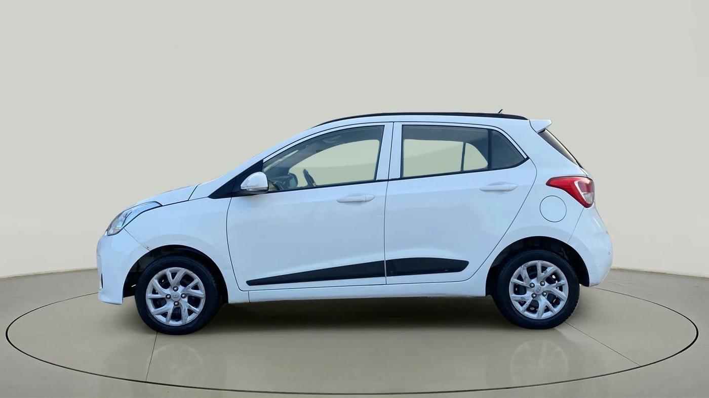 2019 Hyundai Grand i10 SPORTZ 1.2 KAPPA VTVT, Petrol, Manual, 16,924 km, Left Side