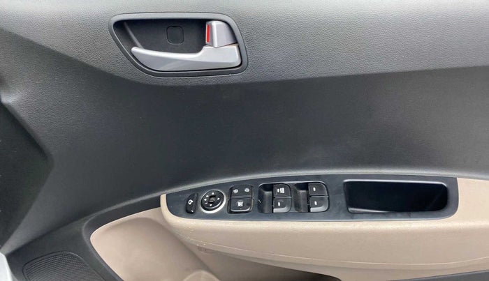 2018 Hyundai Grand i10 SPORTZ 1.2 KAPPA VTVT, Petrol, Manual, 72,076 km, Driver Side Door Panels Control
