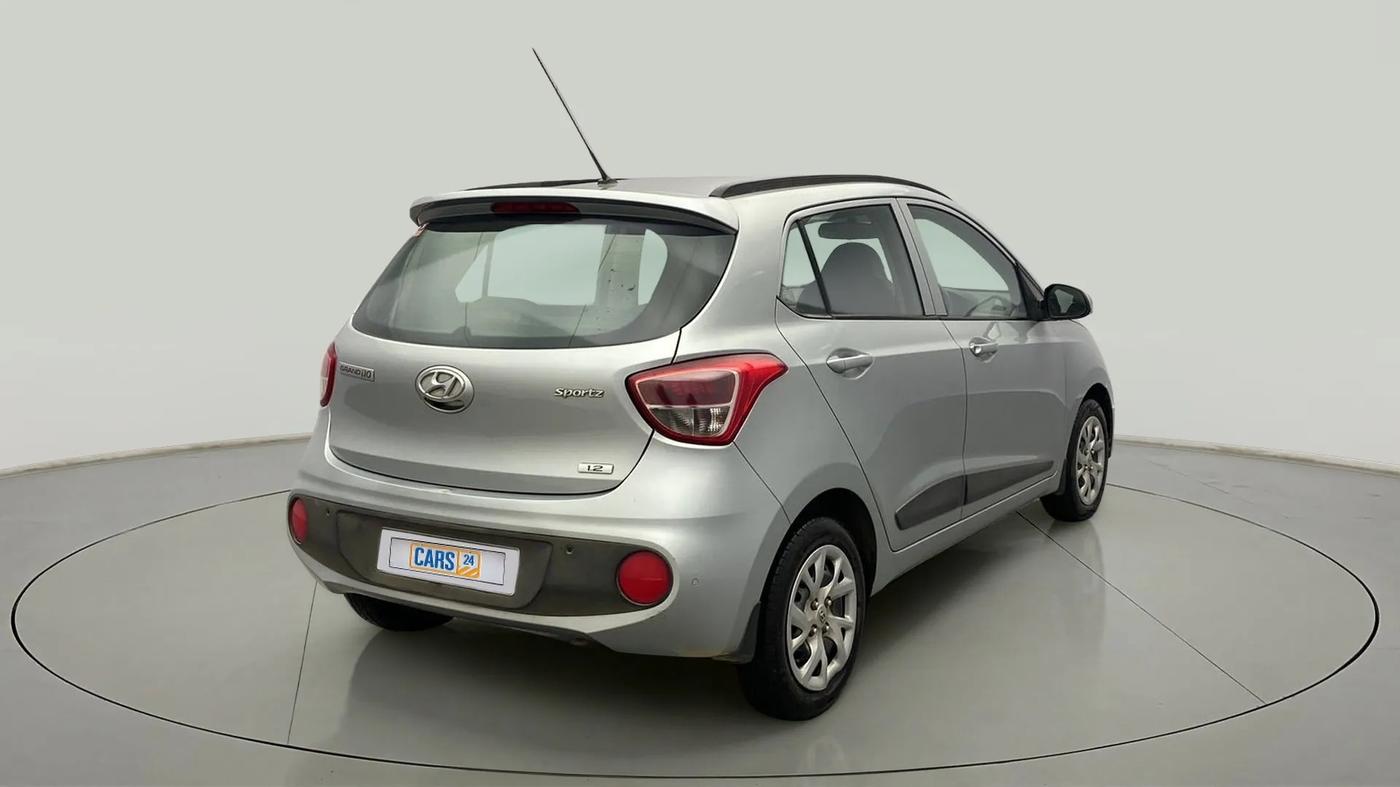 2018 Hyundai Grand i10 SPORTZ 1.2 KAPPA VTVT, Petrol, Manual, 72,076 km, Right Back Diagonal