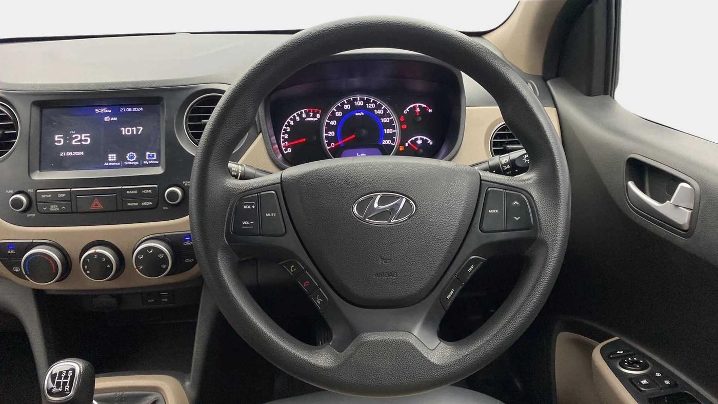 2018 Hyundai Grand i10 SPORTZ 1.2 KAPPA VTVT, Petrol, Manual, 72,076 km, Steering Wheel Close Up