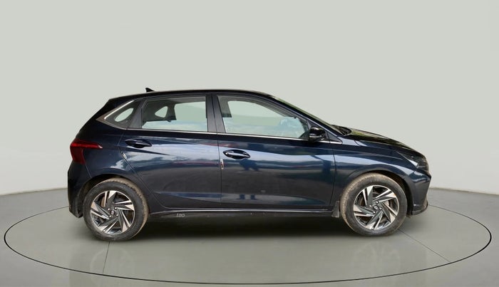2021 Hyundai NEW I20 SPORTZ 1.2 MT, Petrol, Manual, 44,258 km, Right Side View