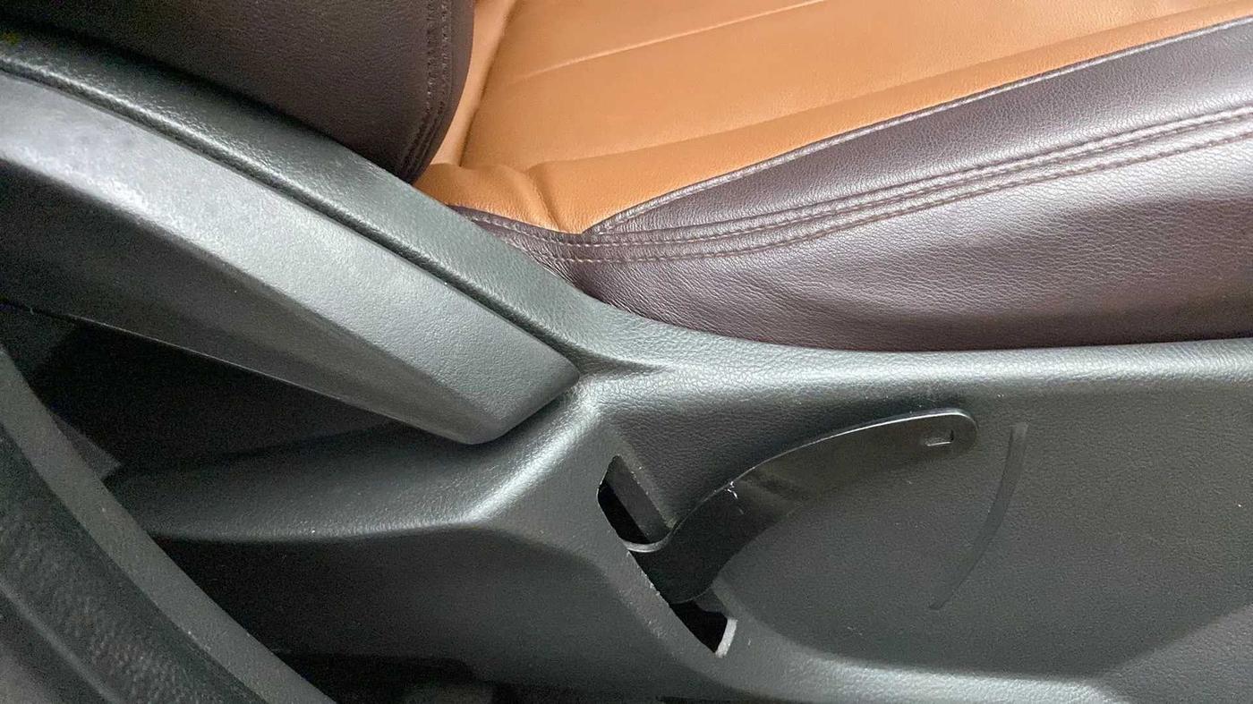 2018 Ford FREESTYLE TITANIUM 1.2 PETROL, Petrol, Manual, 98,516 km, Driver Side Adjustment Panel