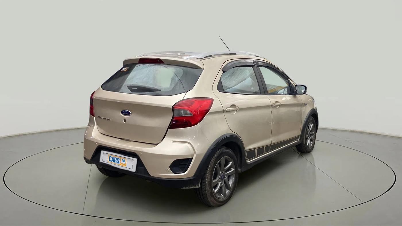 2018 Ford FREESTYLE TITANIUM 1.2 PETROL, Petrol, Manual, 98,516 km, Right Back Diagonal