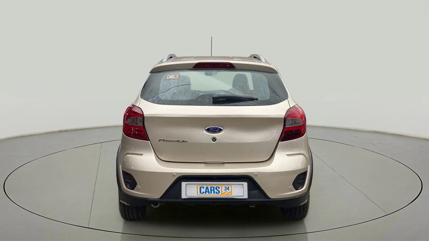 2018 Ford FREESTYLE TITANIUM 1.2 PETROL, Petrol, Manual, 98,516 km, Back/Rear