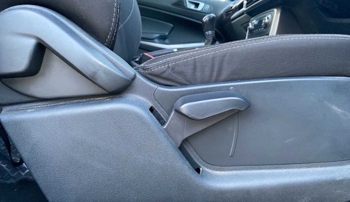 2018 Ford Ecosport TITANIUM 1.5L DIESEL, Diesel, Manual, 95,242 km, Driver Side Adjustment Panel