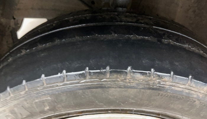 2021 Maruti Ertiga VXI SHVS, CNG, Manual, 62,845 km, Left Front Tyre Tread