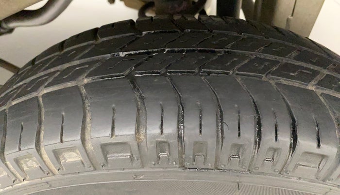 2021 Maruti Eeco 5 STR WITH A/C+HTR, Petrol, Manual, 23,147 km, Left Rear Tyre Tread