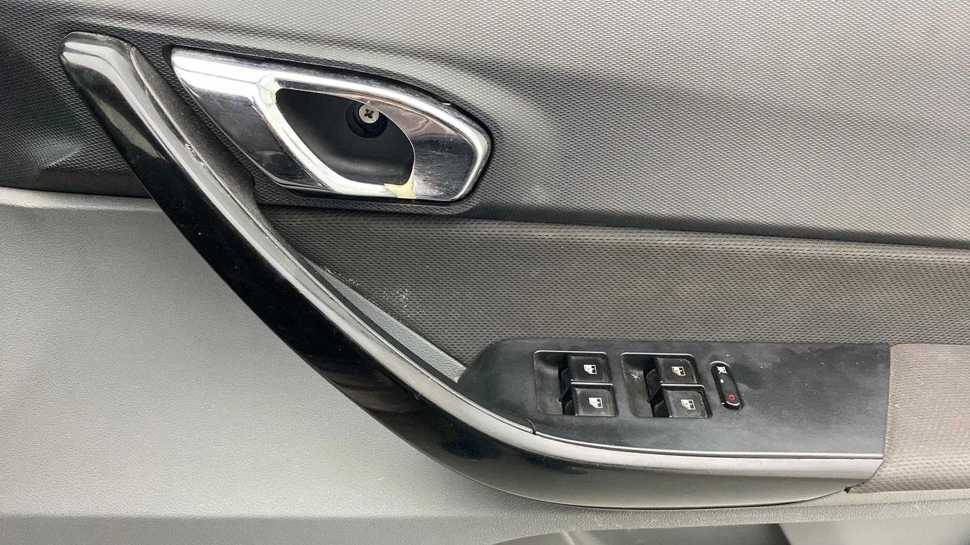 2017 Tata TIGOR XZ (O) PETROL, CNG, Manual, 45,447 km, Driver Side Door Panels Control