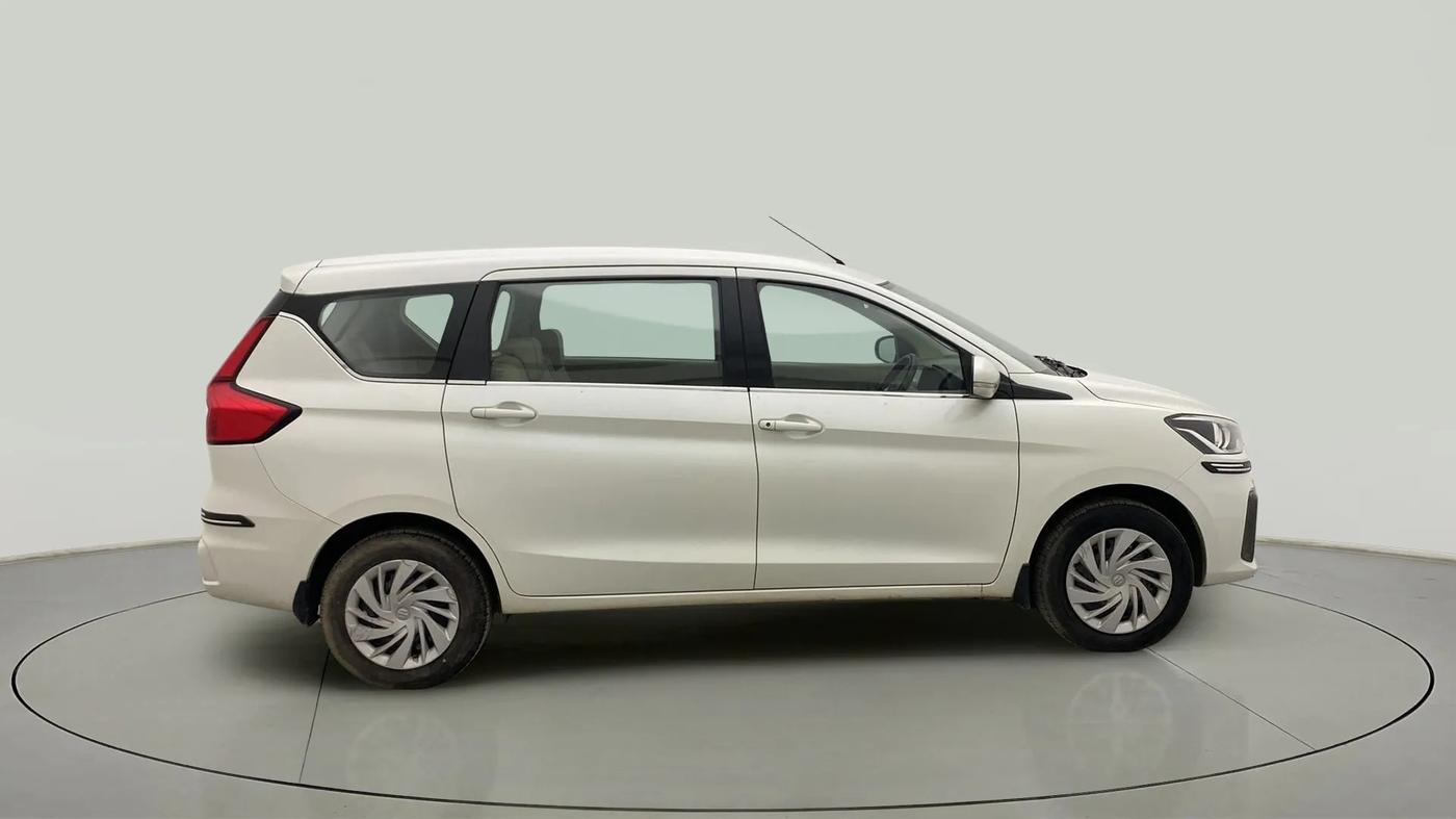 2019 Maruti Ertiga VXI AT SHVS, Petrol, Automatic, 37,985 km, Right Side View