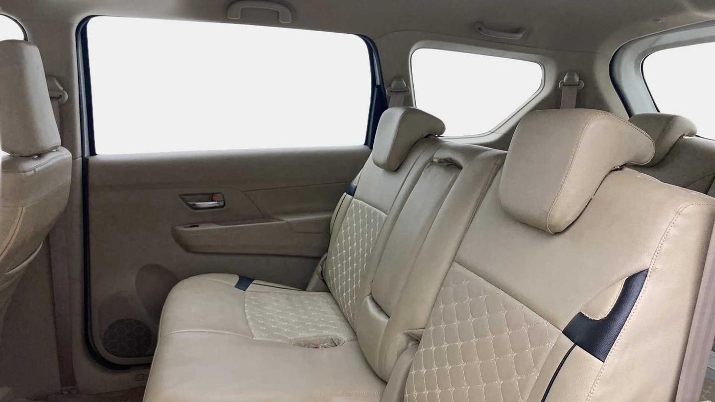 2019 Maruti Ertiga VXI AT SHVS, Petrol, Automatic, 37,985 km, Right Side Rear Door Cabin