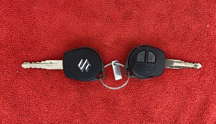 2019 Maruti Ertiga VXI AT SHVS, Petrol, Automatic, 37,985 km, Key Close Up