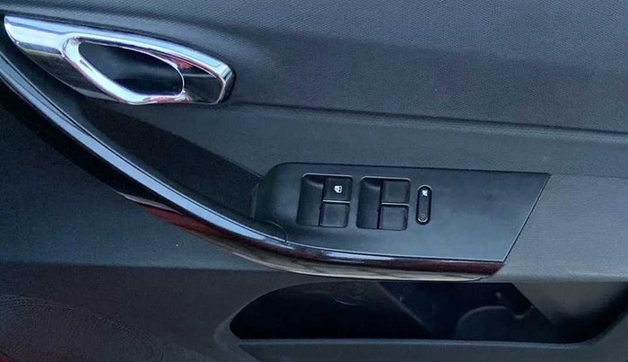 2019 Tata TIAGO JTP 1.2 PETROL, Petrol, Manual, 60,863 km, Driver Side Door Panels Control