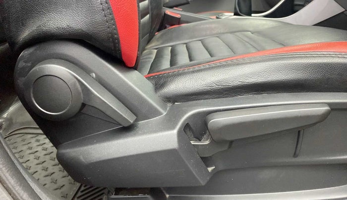 2021 Tata ALTROZ XZ PETROL, Petrol, Manual, 28,837 km, Driver Side Adjustment Panel
