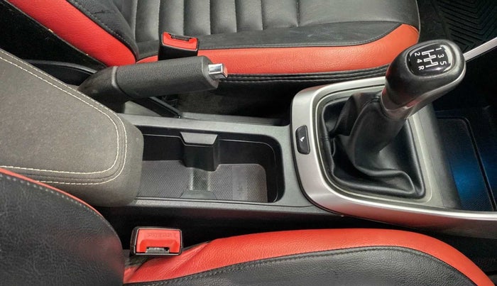 2021 Tata ALTROZ XZ PETROL, Petrol, Manual, 28,837 km, Gear Lever