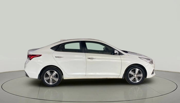 2017 Hyundai Verna 1.6 VTVT SX (O) AT, Petrol, Automatic, 47,469 km, Right Side View