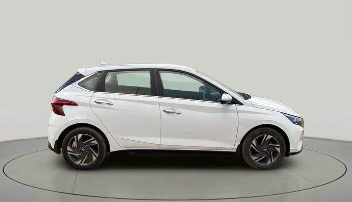 2022 Hyundai NEW I20 ASTA 1.2 MT, Petrol, Manual, 34,342 km, Right Side View