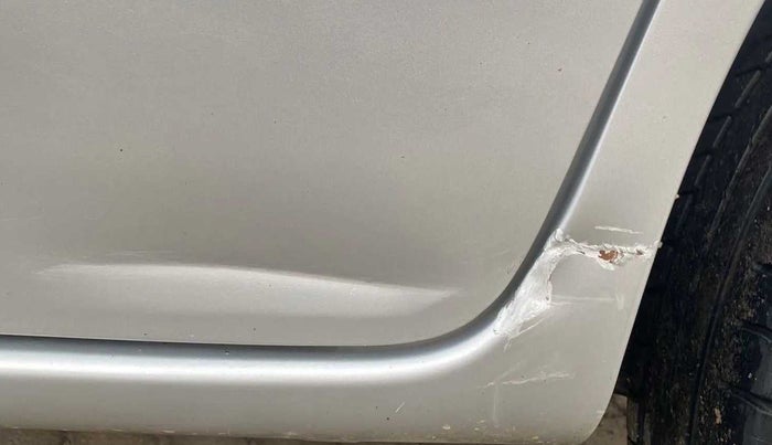 2013 Toyota Etios Liva G, Petrol, Manual, 40,616 km, Left running board - Slightly dented