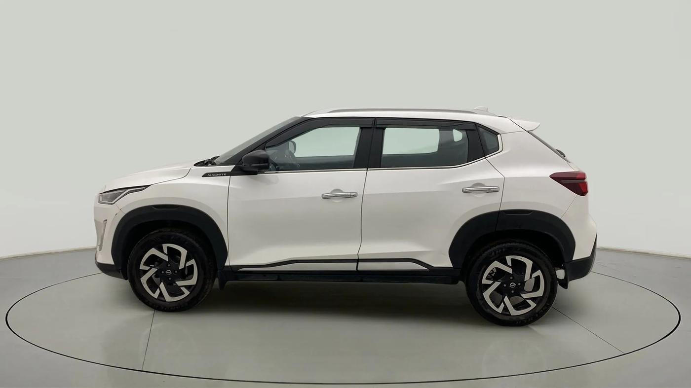 2023 Nissan MAGNITE XV PREMIUM TURBO (O) CVT, Petrol, Automatic, 10,864 km, Left Side