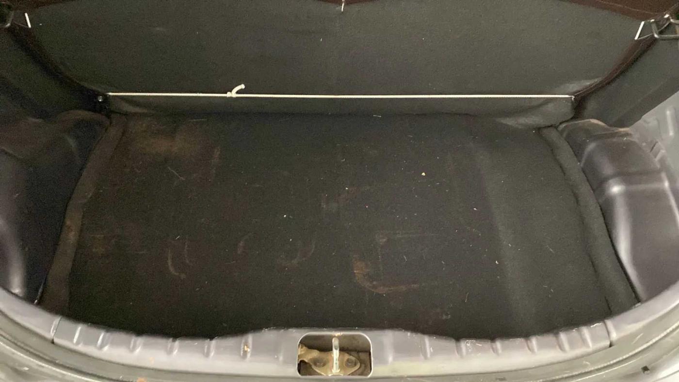 2014 Hyundai Eon ERA +, Petrol, Manual, 25,692 km, Boot Inside