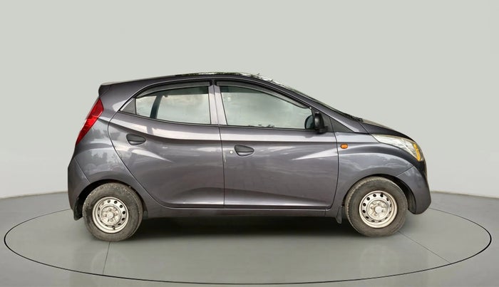 2014 Hyundai Eon ERA +, Petrol, Manual, 25,692 km, Right Side View