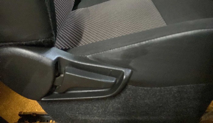 2021 Maruti S PRESSO VXI+, Petrol, Manual, 13,726 km, Driver Side Adjustment Panel