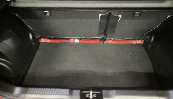 2023 Maruti Swift ZXI PLUS AMT DUAL TONE, Petrol, Automatic, 3,451 km, Boot Inside