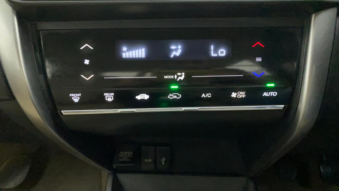 2014 Honda City 1.5L I-VTEC V MT, Petrol, Manual, 50,939 km, Automatic Climate Control