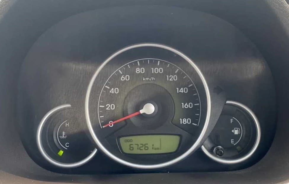 2017 Hyundai Eon MAGNA +, Petrol, Manual, 67,254 km, Odometer Image