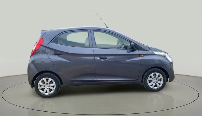 2017 Hyundai Eon MAGNA +, Petrol, Manual, 67,254 km, Right Side View