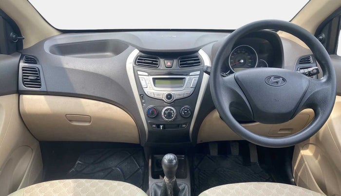 2017 Hyundai Eon MAGNA +, Petrol, Manual, 67,254 km, Dashboard