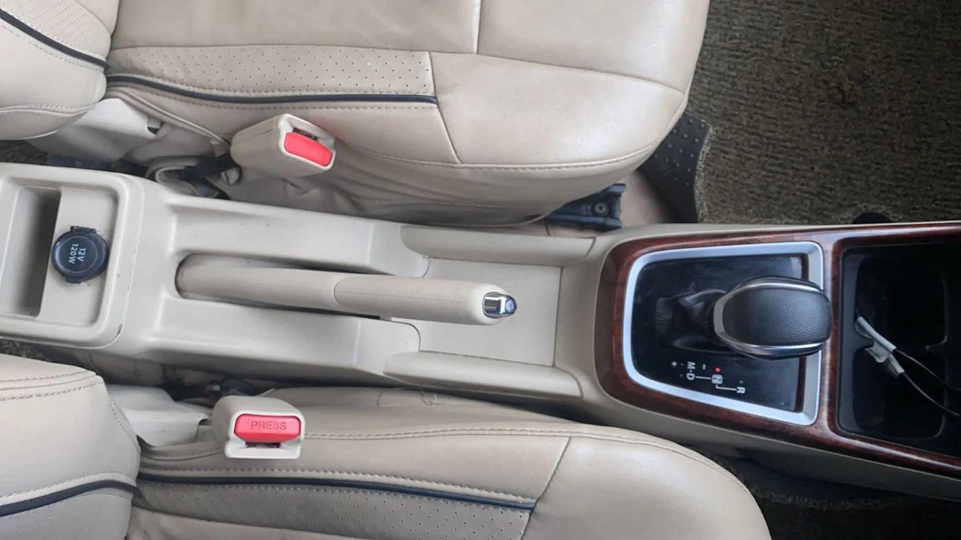 2018 Maruti Dzire VXI AMT, Petrol, Automatic, 41,263 km, Gear Lever