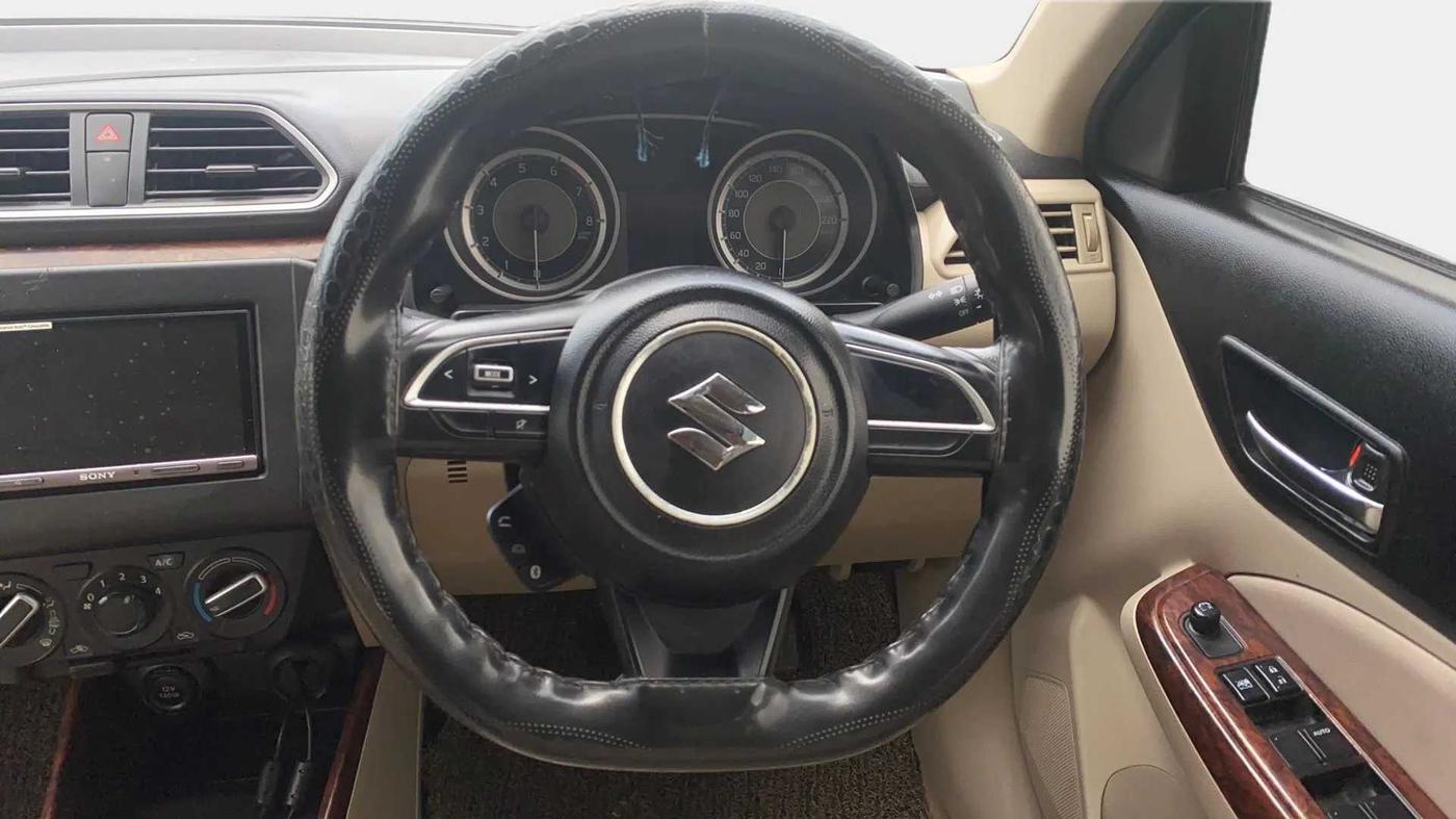 2018 Maruti Dzire VXI AMT, Petrol, Automatic, 41,263 km, Steering Wheel Close Up