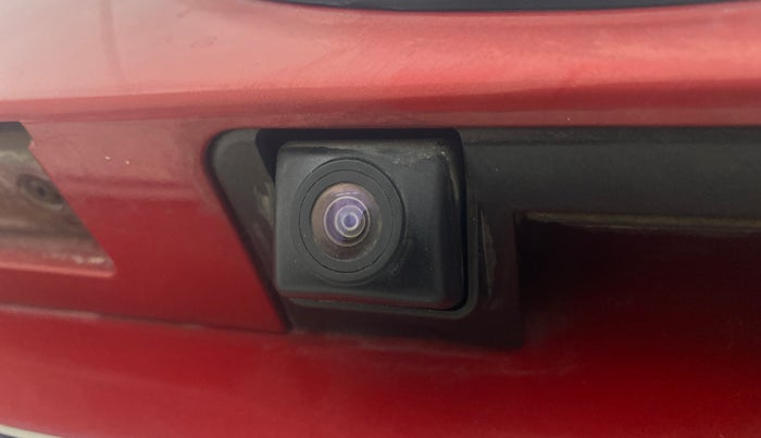 2021 Mahindra XUV300 W8 (O) 1.5 DIESEL, Diesel, Manual, 65,046 km, Parking Camera