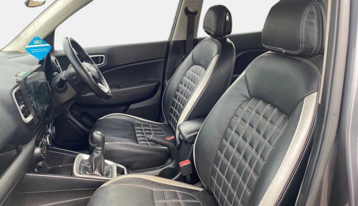 2020 Hyundai VENUE S 1.2, Petrol, Manual, 25,192 km, Right Side Front Door Cabin