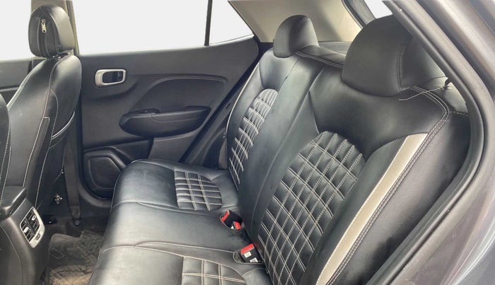 2020 Hyundai VENUE S 1.2, Petrol, Manual, 25,192 km, Right Side Rear Door Cabin