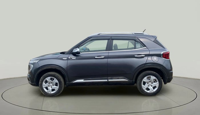 2020 Hyundai VENUE S 1.2, Petrol, Manual, 25,192 km, Left Side