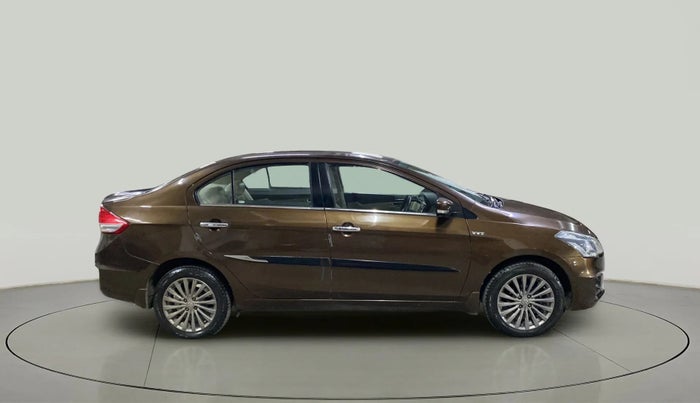 2015 Maruti Ciaz ZXI+, Petrol, Manual, 34,622 km, Right Side View