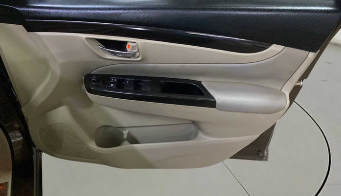 2015 Maruti Ciaz ZXI+, Petrol, Manual, 34,622 km, Driver Side Door Panels Control