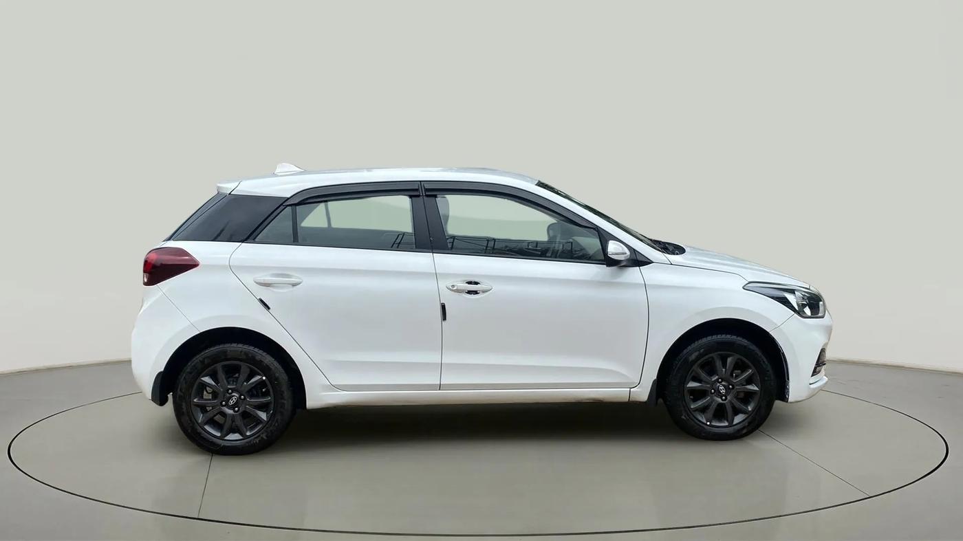 2019 Hyundai Elite i20 SPORTZ PLUS 1.2, Petrol, Manual, 65,458 km, Right Side View