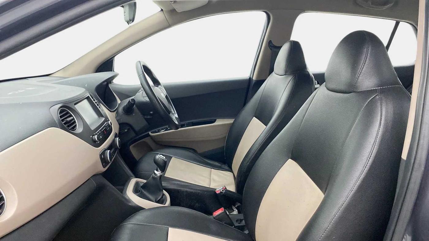 2018 Hyundai Grand i10 ASTA 1.2 KAPPA VTVT, Petrol, Manual, 52,878 km, Right Side Front Door Cabin