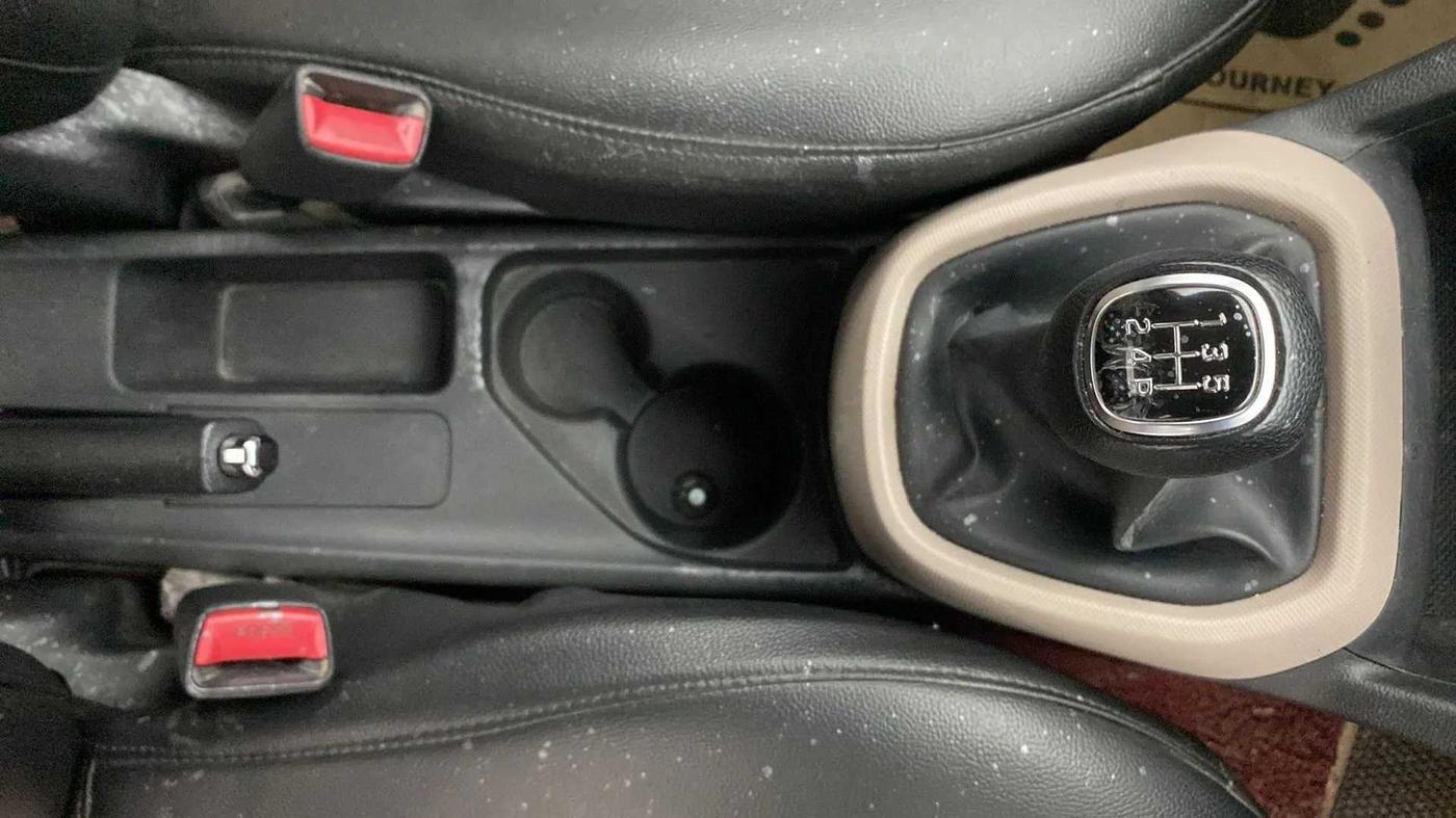 2018 Hyundai Grand i10 ASTA 1.2 KAPPA VTVT, Petrol, Manual, 52,878 km, Gear Lever