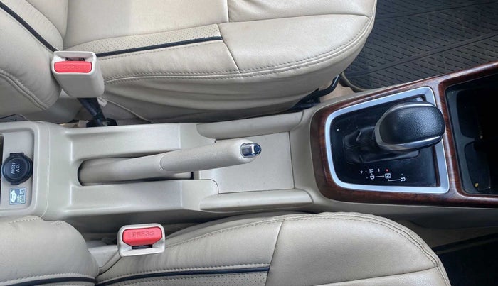 2019 Maruti Dzire VXI AMT, Petrol, Automatic, 77,121 km, Gear Lever