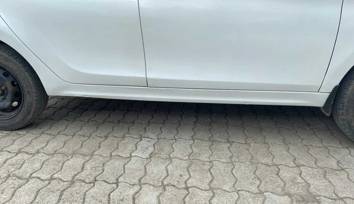 2018 Tata Tiago XT PETROL, Petrol, Manual, 87,309 km, Right running board - Slightly dented