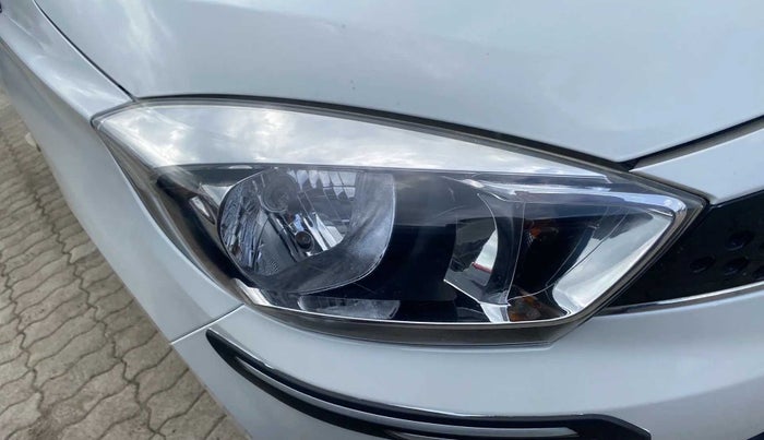 2018 Tata Tiago XT PETROL, Petrol, Manual, 87,309 km, Right headlight - Minor scratches